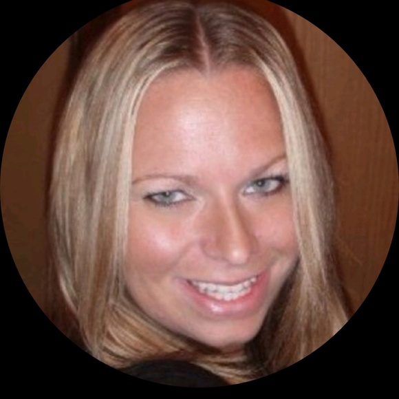 Stylized Thrift Boutique - Nikki - Picture 2 of 3